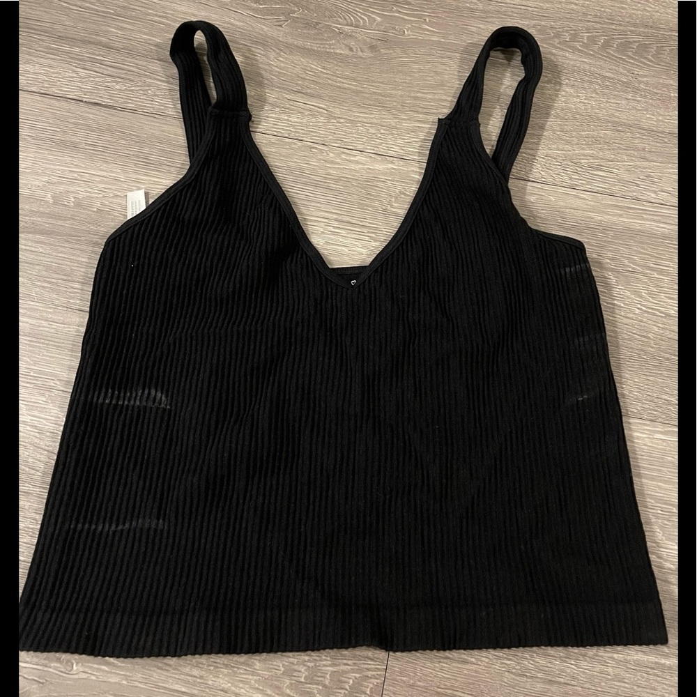 Ribbed cropped tank top